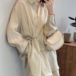women's white shirt